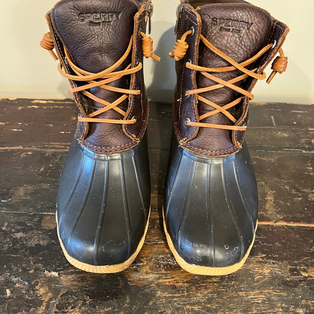 Sperry SALTWATER Leather Duck Boots